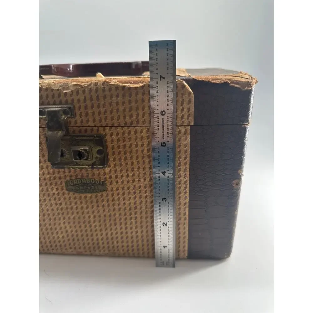 Vintage Gadabout Neevel Train Case Makeup Case Faux Alligator 1940s Brown USA